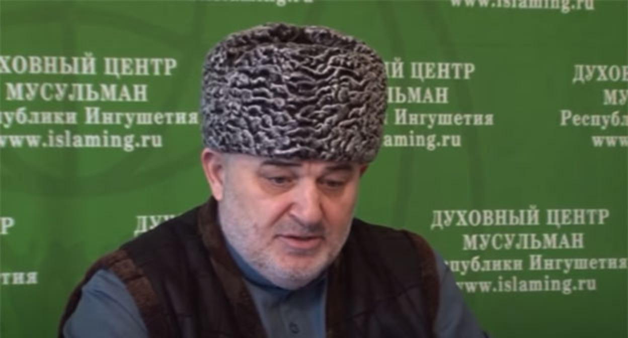 Иса Хамхоев. Скриншот видео https://www.youtube.com/watch?v=_jYzAk3NLD0 Иса Хамхоев. Скриншот видео https://www.youtube.com/watch?v=_jYzAk3NLD0
