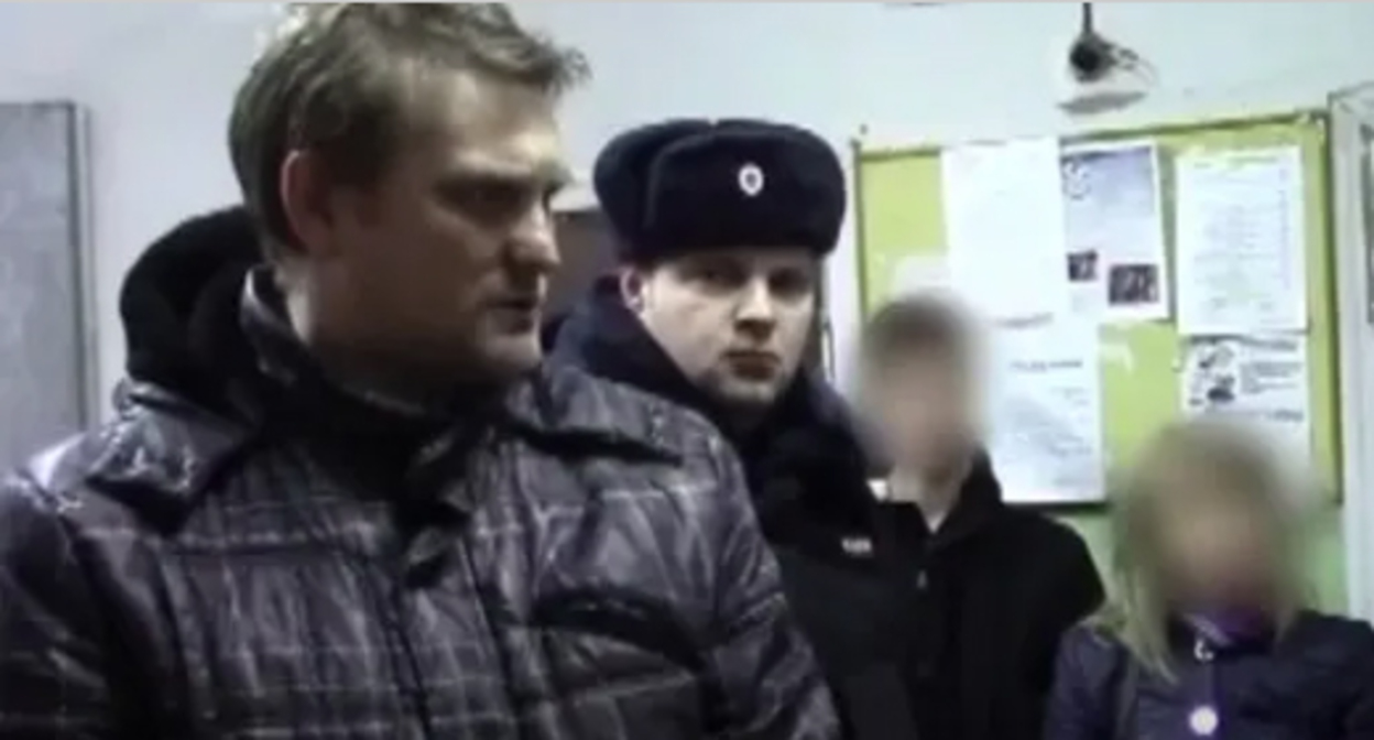 Владислав Шульга (слева). Скриншот видео https://www.youtube.com/watch?v=PVbC0A82RZ8 Владислав Шульга (слева). Скриншот видео https://www.youtube.com/watch?v=PVbC0A82RZ8