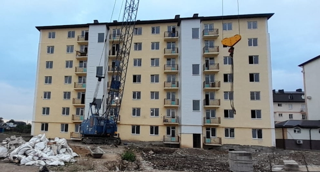 Дом по улице Хужокова, фото Л. Маратовой для "Кавказского узла" Дом по улице Хужокова, фото Л. Маратовой для "Кавказского узла"