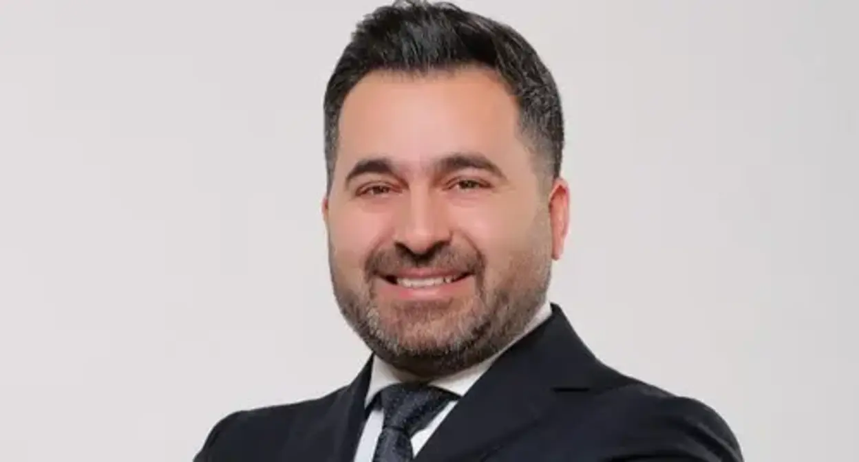 Бахтияр Гаджиев. Кадр видео https://www.youtube.com/c/BakhtiyarHajiyev2020/featured Бахтияр Гаджиев. Кадр видео https://www.youtube.com/c/BakhtiyarHajiyev2020/featured