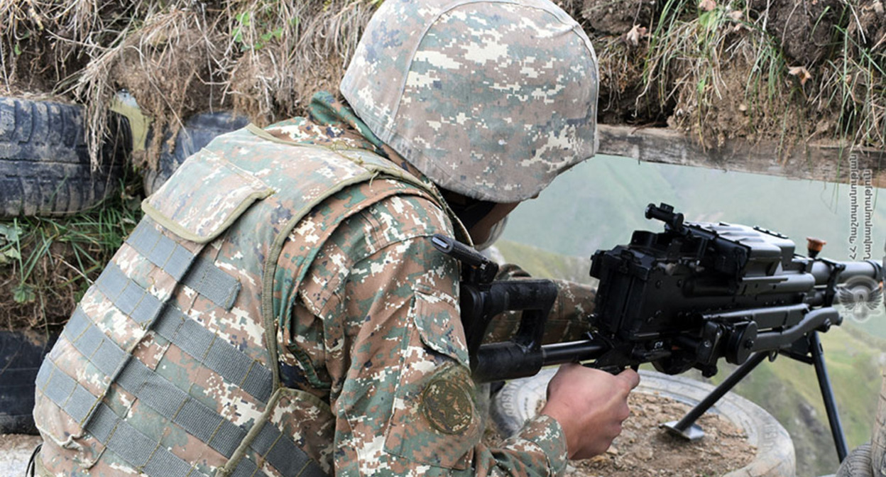 Боевая позиция в армянской армии. Фото пресс-службы МО Армении https://mil.am/hy/news/8402 Боевая позиция в армянской армии. Фото пресс-службы МО Армении https://mil.am/hy/news/8402