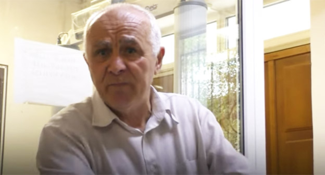 Аслан Иритов. Скриншот видео "Кавказского узла" https://www.youtube.com/watch?v=z6LLUM3MfXE Аслан Иритов. Скриншот видео "Кавказского узла" https://www.youtube.com/watch?v=z6LLUM3MfXE