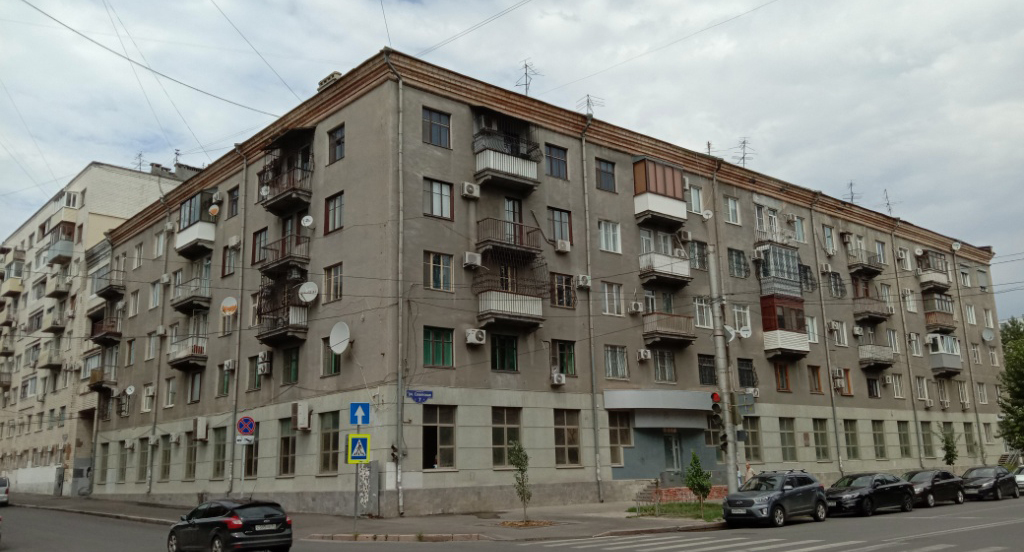 Дом №7 на улице Советская в Волгограде. Фото Вячеслава Ященко для "Кавказского узла" Дом №7 на улице Советская в Волгограде. Фото Вячеслава Ященко для "Кавказского узла"