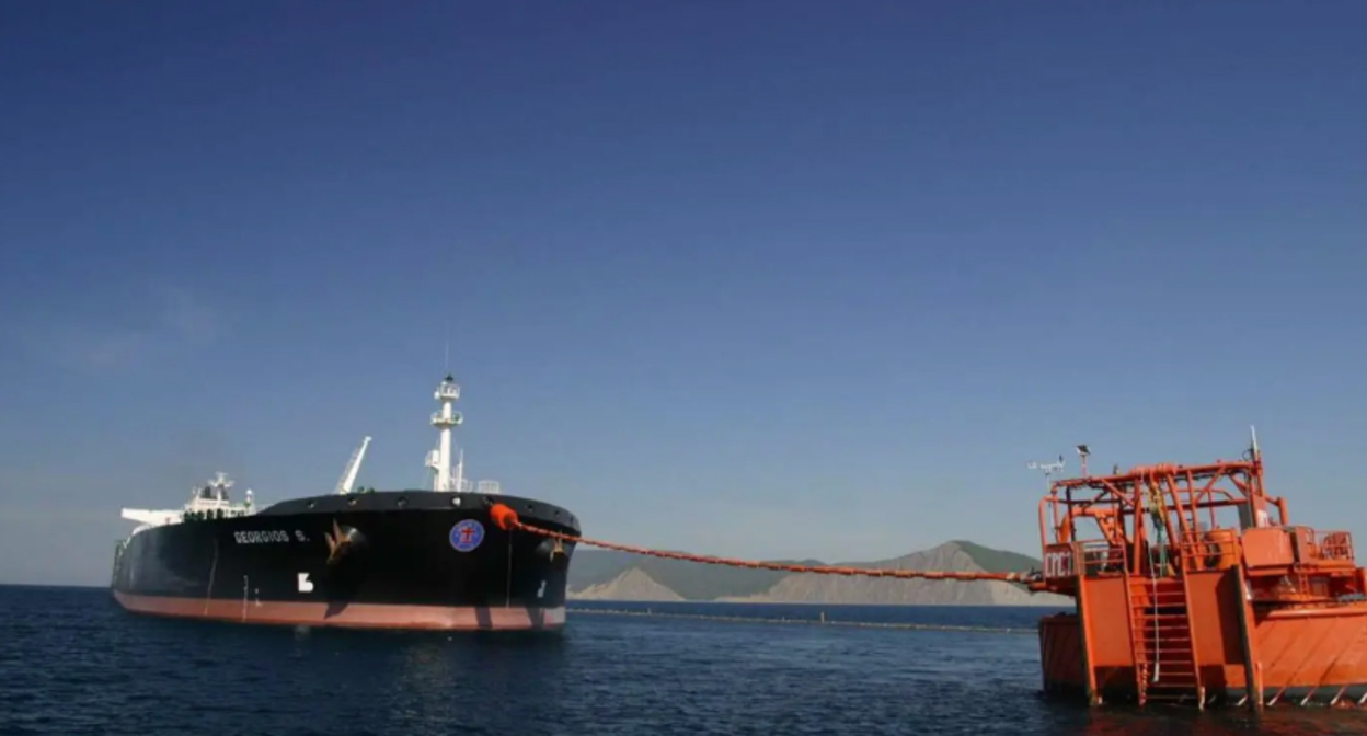 причальное устройство для перекачки нефти. Фото пресс-службы КТК https://www.cpc.ru/RU/Pages/default.aspx причальное устройство для перекачки нефти. Фото пресс-службы КТК https://www.cpc.ru/RU/Pages/default.aspx