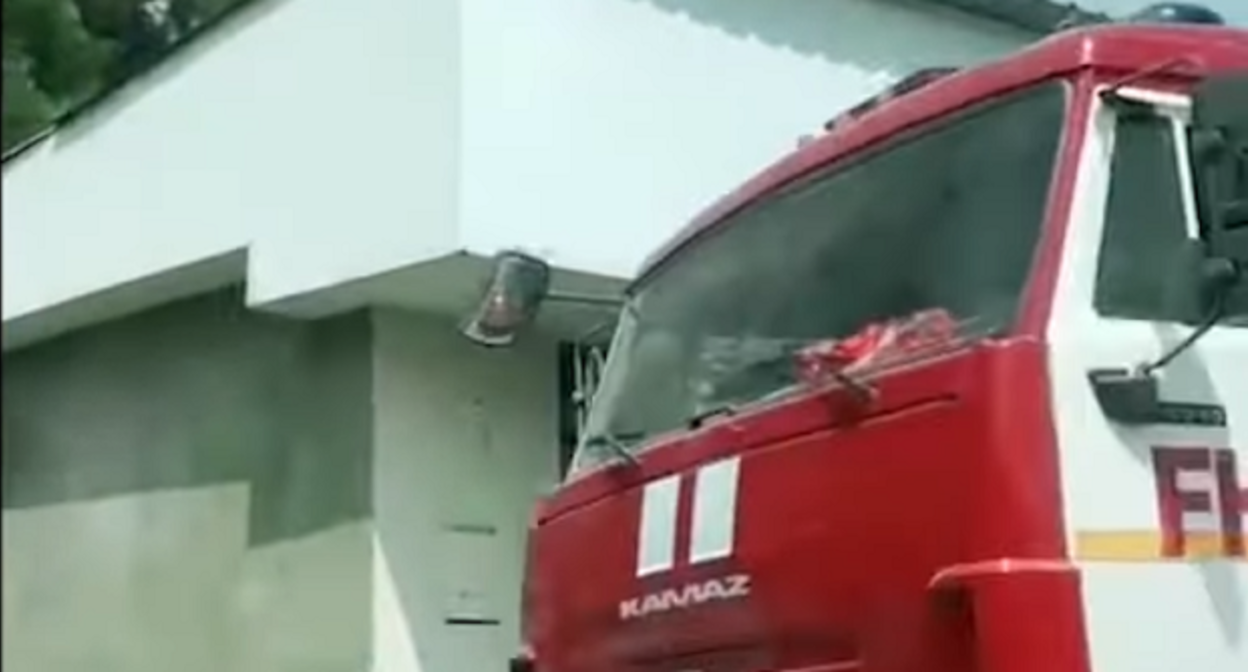 Азербайджанские пожарные в Лачине. Кадр видео Turan https://www.youtube.com/watch?v=E254y3PG-bU
Азербайджанские пожарные в Лачине. Кадр видео Turan https://www.youtube.com/watch?v=E254y3PG-bU