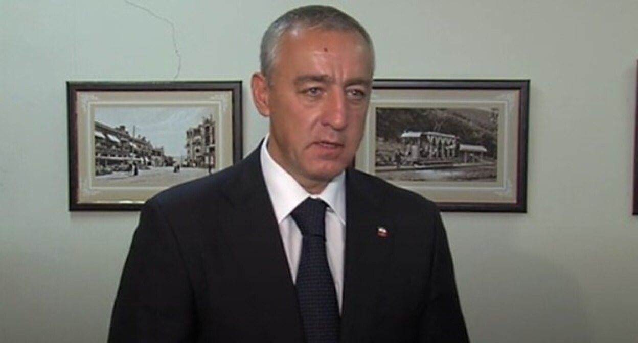 Лев Травнев. Кадр видео канала КАВКАЗ СЕГОДНЯ, https://www.youtube.com/watch?time_continue=8&v=QJosoZaMHC0&feature=emb_logo Лев Травнев. Кадр видео канала КАВКАЗ СЕГОДНЯ, https://www.youtube.com/watch?time_continue=8&v=QJosoZaMHC0&feature=emb_logo