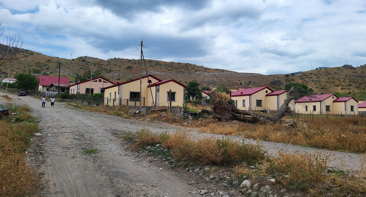 Лачинский коридор. Фото Алвард Григорян для "Кавказского узла" Лачинский коридор. Фото Алвард Григорян для "Кавказского узла"