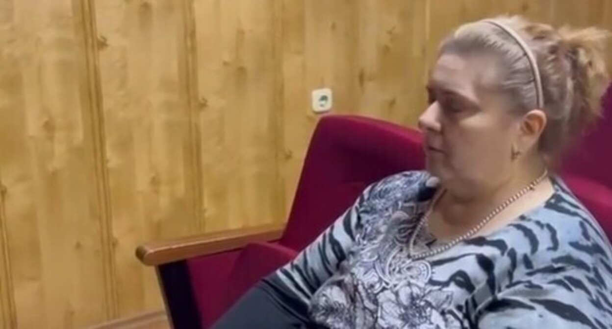 Зарема Мусаева. Кадр видео на странице ЧГТРК «Грозный в соцсети. Зарема Мусаева. Кадр видео на странице ЧГТРК «Грозный в соцсети.