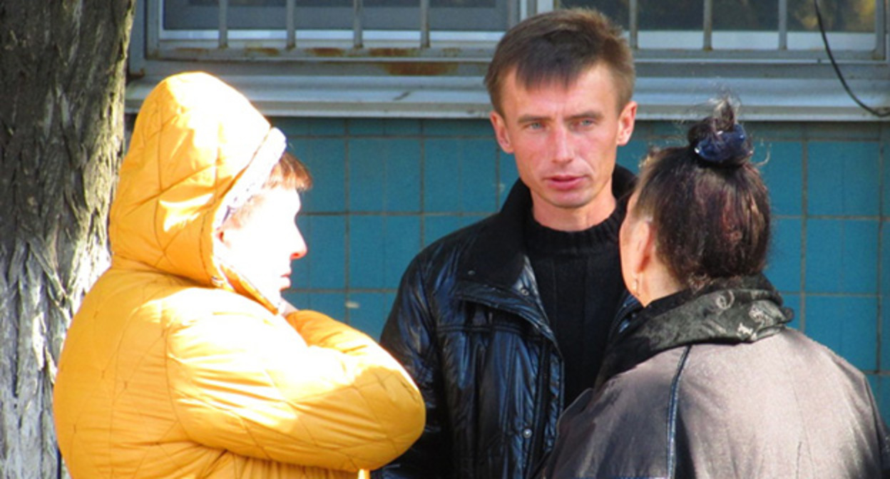 Мобилизованный и его родственники. Фото Вячеслава Ященко для "Кавказского узла" Мобилизованный и его родственники. Фото Вячеслава Ященко для "Кавказского узла"