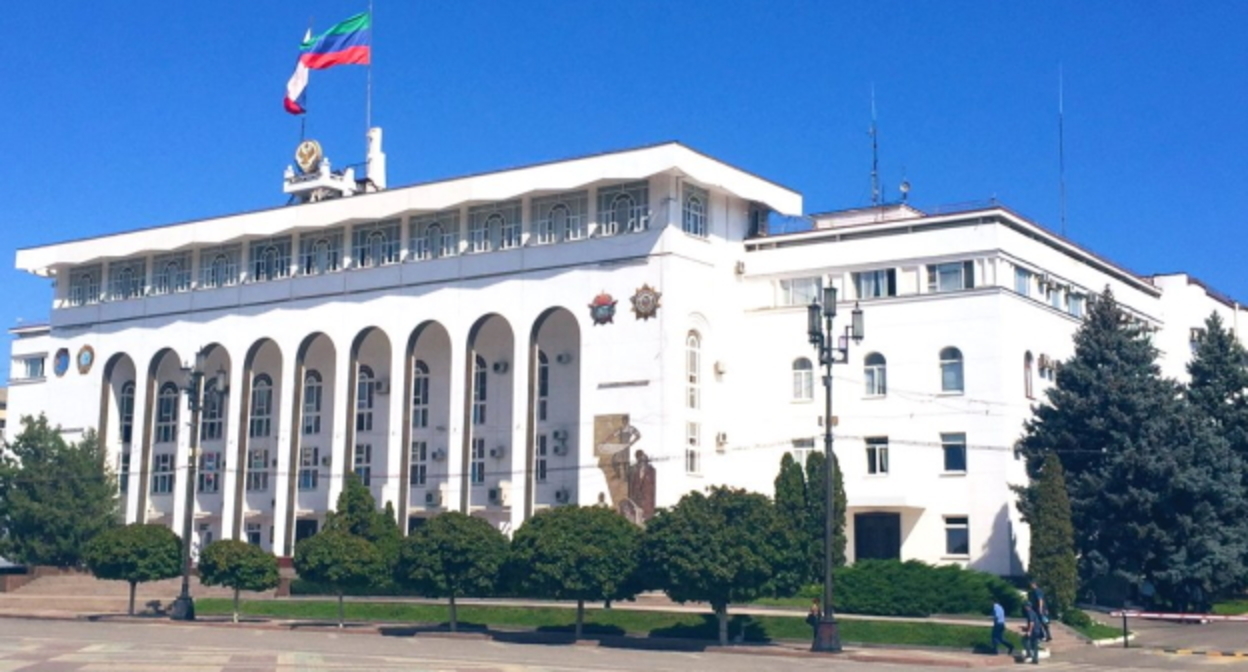 Здание парламента Дагестана, фото: пресс-служба нацсобрания Дагестана. Здание парламента Дагестана, фото: пресс-служба нацсобрания Дагестана.