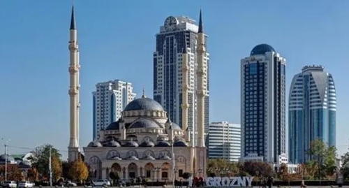 Центр Грозного. Фото Alexxx1979, https://commons.wikimedia.org/w/index.php?curid=53692987

