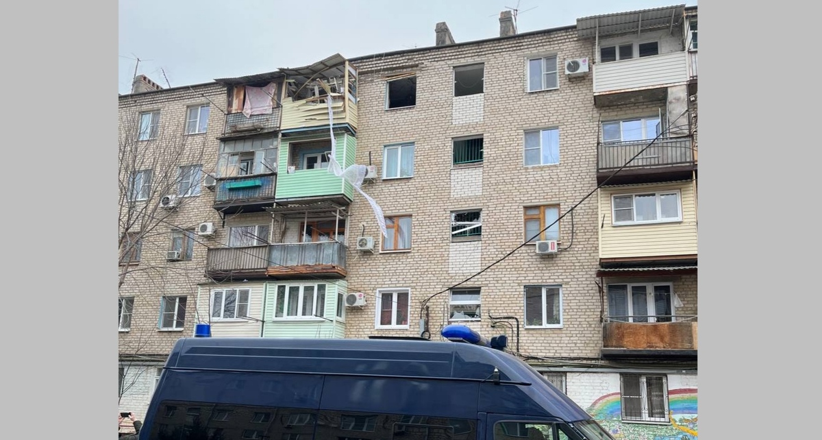 Дом, в котором произошел взрыв газа. Фото: пресс-служба СУ СКР по Астраханской области https://astr.sledcom.ru/news/item/1746179/ Дом, в котором произошел взрыв газа. Фото: пресс-служба СУ СКР по Астраханской области https://astr.sledcom.ru/news/item/1746179/