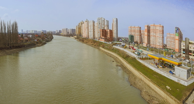 Река Кубань в черте Краснодара, фото: Елена Синеок, "Юга.ру" Река Кубань в черте Краснодара, фото: Елена Синеок, "Юга.ру"