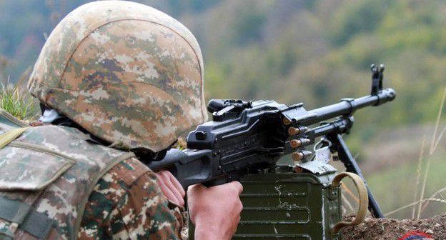 Солдат Армии обороны. Фото пресс-службы Минобороны Нагорного Карабаха, http://www.nkrmil.am/news/view/2610 Солдат Армии обороны. Фото пресс-службы Минобороны Нагорного Карабаха, http://www.nkrmil.am/news/view/2610