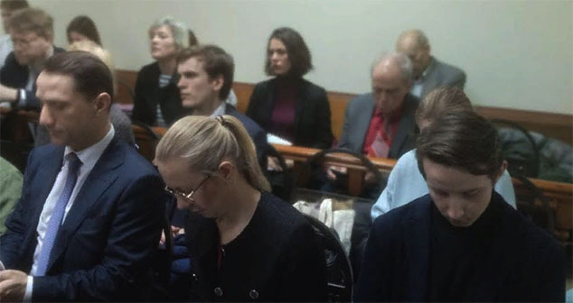 Слушатели в зале трансляции во время заседания по делу о ликвидации МХГ. Фото корреспондента "Кавказского узла" Слушатели в зале трансляции во время заседания по делу о ликвидации МХГ. Фото корреспондента "Кавказского узла"