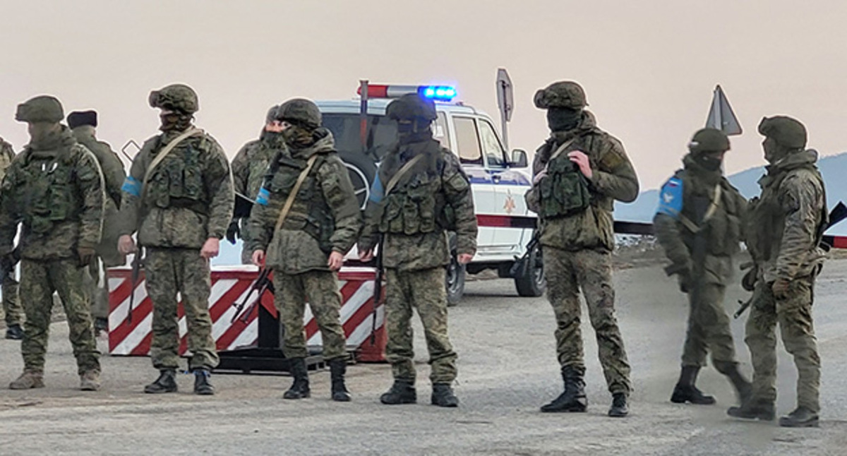Российские военные в Лачинском коридоре. Фото Алвард Григорян для "Кавказского узла". Российские военные в Лачинском коридоре. Фото Алвард Григорян для "Кавказского узла".