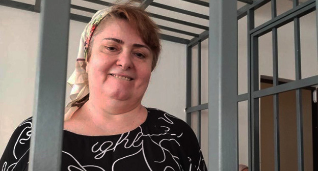 Зарема Мусаева в суде. Фото: телеграм-канал "Бакар Янгулбаев" Зарема Мусаева в суде. Фото: телеграм-канал "Бакар Янгулбаев"