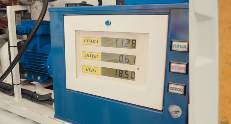 Автомобильная газозаправочная станция. Стопкадр из видео https://www.youtube.com/watch?v=n7XO9pIraQE Автомобильная газозаправочная станция. Стопкадр из видео https://www.youtube.com/watch?v=n7XO9pIraQE