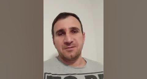 Эмран Наврузбеков. Фото https://www.youtube.com/watch?v=-Xb04bPnioo Эмран Наврузбеков. Фото https://www.youtube.com/watch?v=-Xb04bPnioo