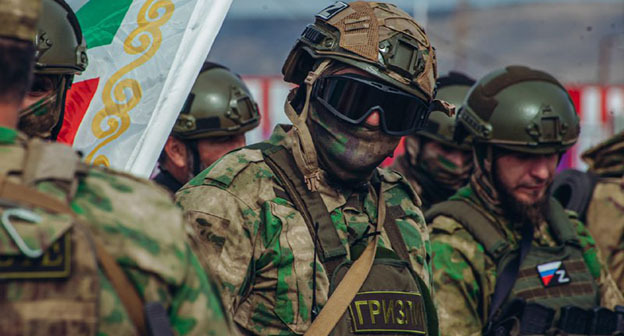Военнослужащие чеченских подразделений "Ахмат". Фото: Грозный-Информ https://grozny-inform.ru Военнослужащие чеченских подразделений "Ахмат". Фото: Грозный-Информ https://grozny-inform.ru