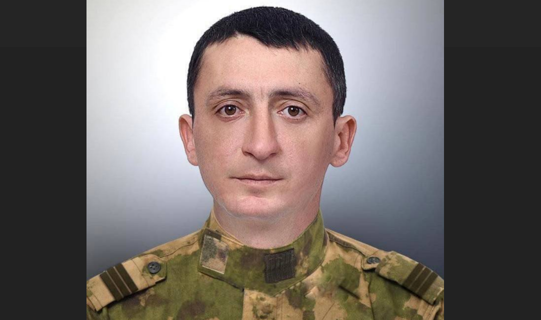 Хетаг Томаев. Скриншот фото из Telegram-канала КрыльяTV от 20.10.23, https://t.me/krilyatv/13350.
