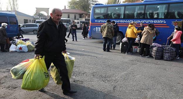 Карабахские беженцы. Фото: https://m.zerkalo.az/ Карабахские беженцы. Фото: https://m.zerkalo.az/