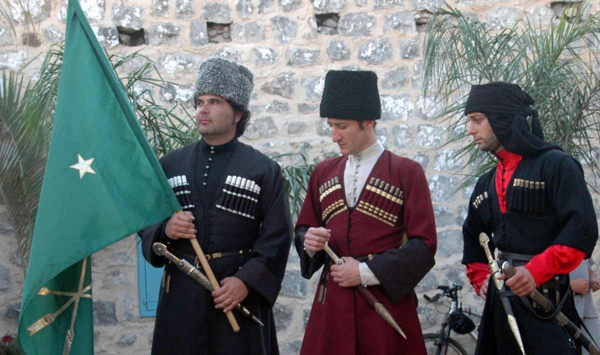 Черкесы.
Фото https://commons.m.wikimedia.org/wiki/User:Andynapso