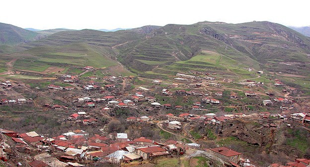 Cело Хнацах. Фото: Արմինե Ավագյան. https://ru.wikipedia.org