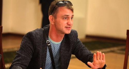 Игорь Хорошилов. Фото Елена Колмыкова https://voicedaily.ru/zaderzhan-glavred-portala-voicedaily-igor-horoshilov/
