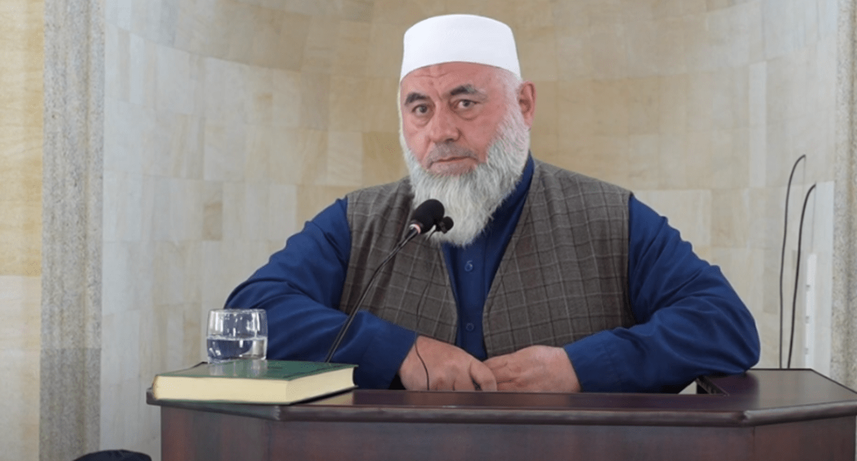 Яхья Магомедов. Стоп-кадр видео из YouTube-канала Avar media от 5.12.22, https://www.youtube.com/watch?v=bkW-1O7inmY