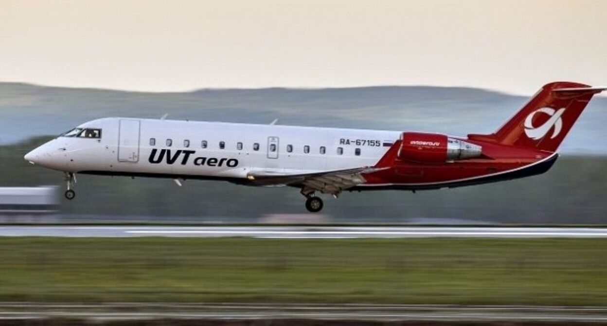Самолет авиакомпании "ЮВТ Аэро", выполняющей рейсы из Москвы в Сухум. Фото с сайта авиакомпании.