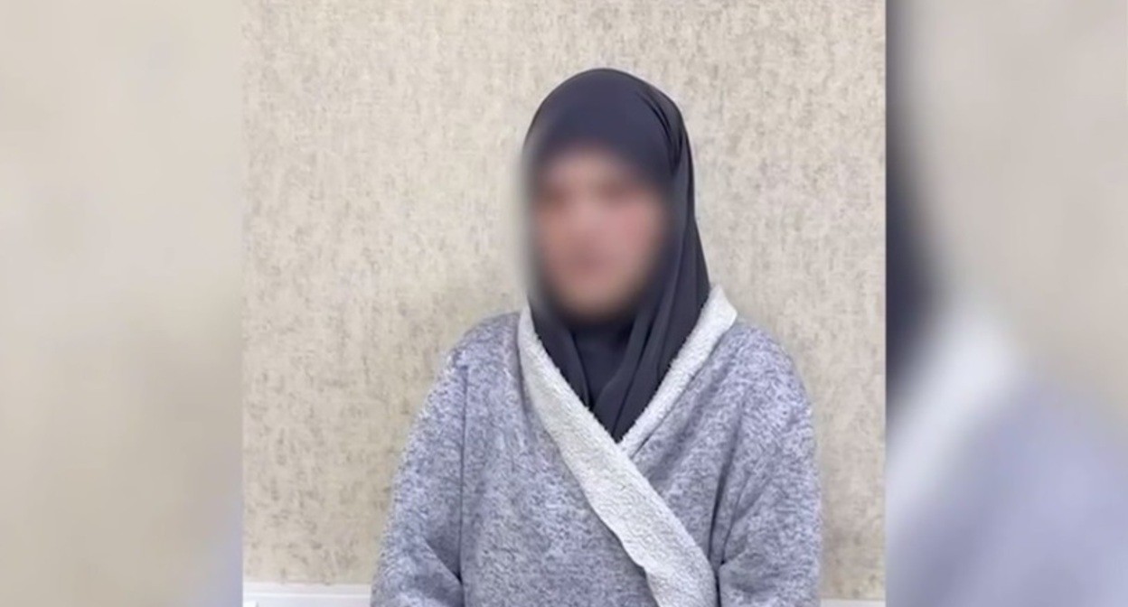 Подозреваемая в подготовке теракта. Кадр из видео, опубликованного в телеграм-канале ТАСС https://t.me/tass_agency/313068