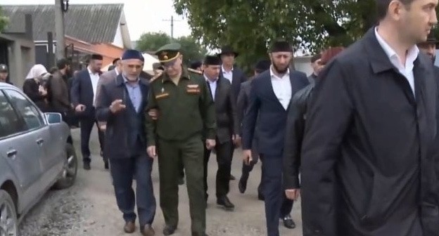 Похороны убитого на Украине военного в Ингушетии. Кадр видео пресс-службы правительства Ингушетии / Telegram