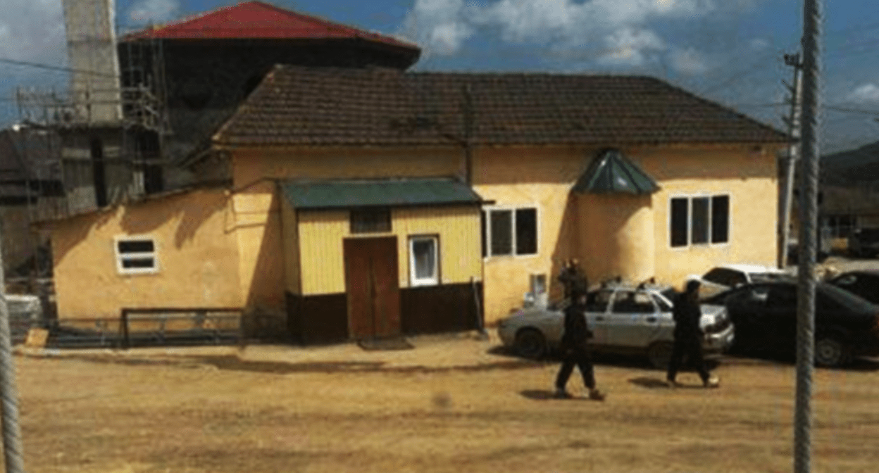 Снесенная мечеть в Ленинауле. Скриншот фото https://t.me/auh_05/356.