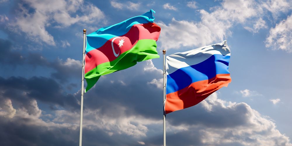 Флаги Азербайджана и России. Фото: mirtv.ru