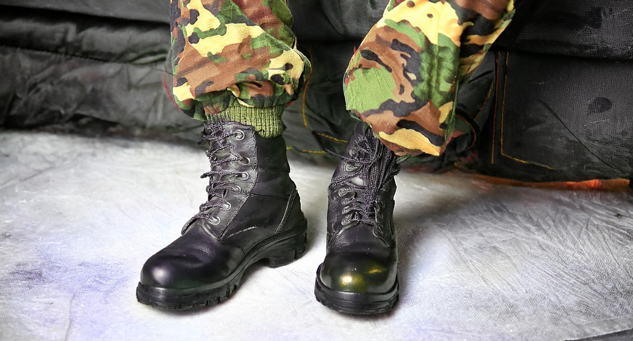 Военный на СВО. Иллюстрация создана «Кавказским узлом» с помощью ИИ в программе Copilot