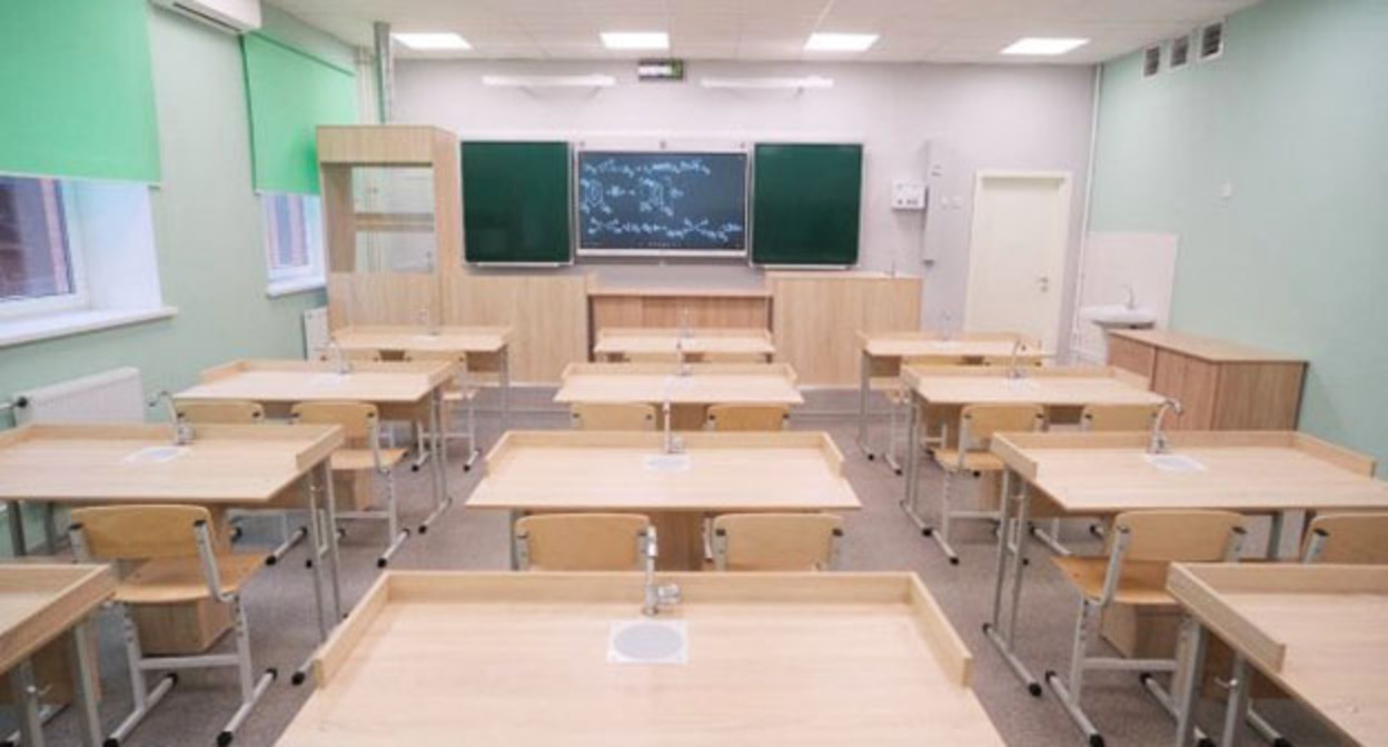 Школа №121 в поселке ГЭС Тракторозаводского района Волгограда. Фото: https://vpravda.ru/