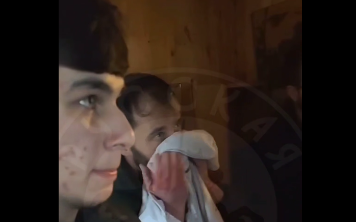 Охранники заведения в Ленинградской области стали участниками конфликта. Стоп-кадр видео из Telegram-канала "Русской общины" от 04.12.2024, https://t.me/obshina_ru/20212.