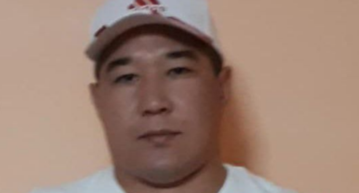 Ренат Малдыбаев. Скриншот фото из Telegram-канала администрации Володарского района от 10.08.25, https://t.me/regionvol/10564.