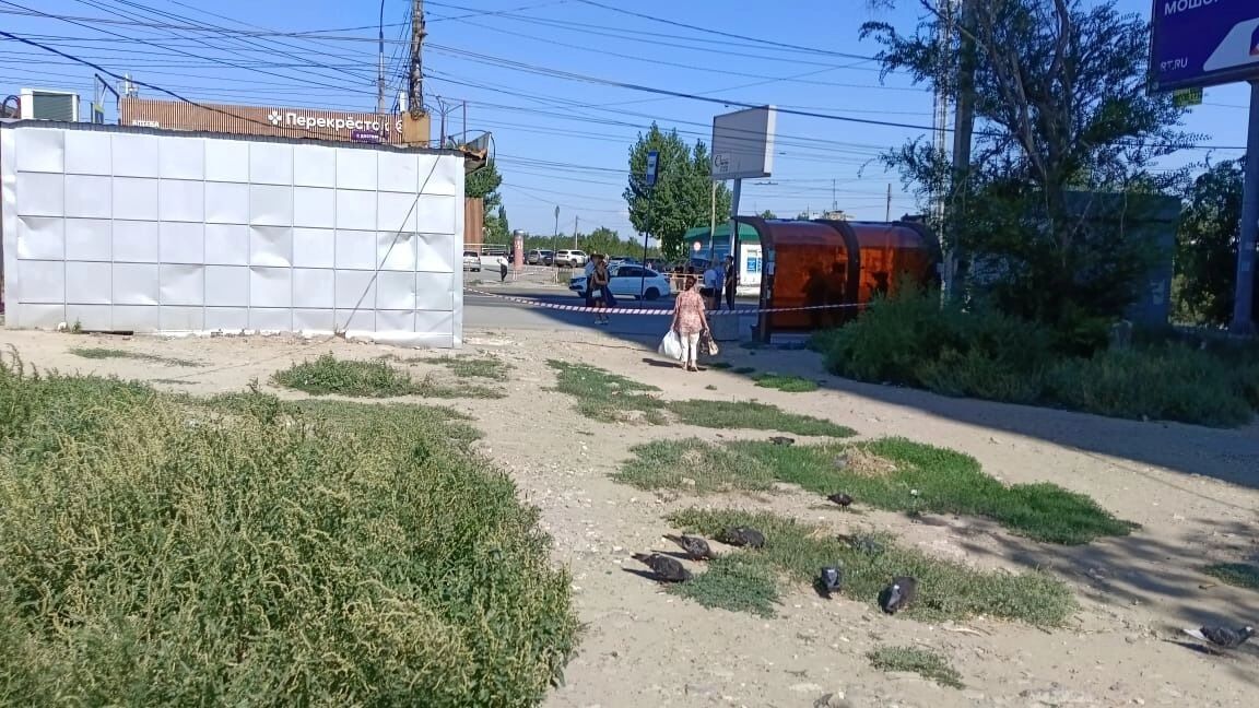 Окрестности улицы Ополченской в Волгограде после атаки дрона. 14 августа 2025 г. Фото: novostivolgograda.ru