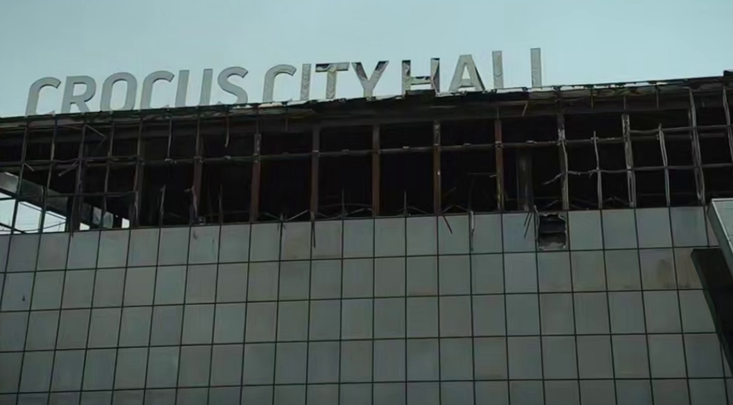 "Крокус Сити Холл" после теракта. Стоп-кадр https://t.me/readovkanews/97949.