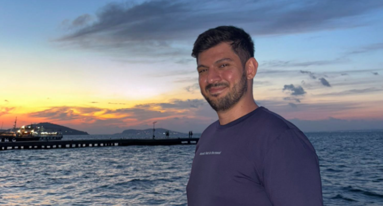 Джавид Ахмедов. Скриншот фото с его страницы в Facebook (деятельность компании Meta, владеющей соцсетью, запрещена в России) от 05.09.25, https://www.facebook.com/photo?fbid=2356469584770505&set=pcb.2356472591436871