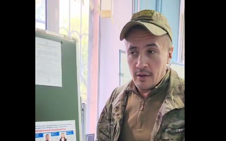 Роман Греховодов. Стоп-кадр видео из Telegram-канала "КПРФ.Дон" от 14.09.25, https://t.me/KommunistDon/12511