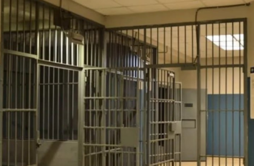 Камеры в отделении силовой структуры. Скриншот фото "Дош Кавказа" от 14.09.25, https://t.me/new_dosh/6648

