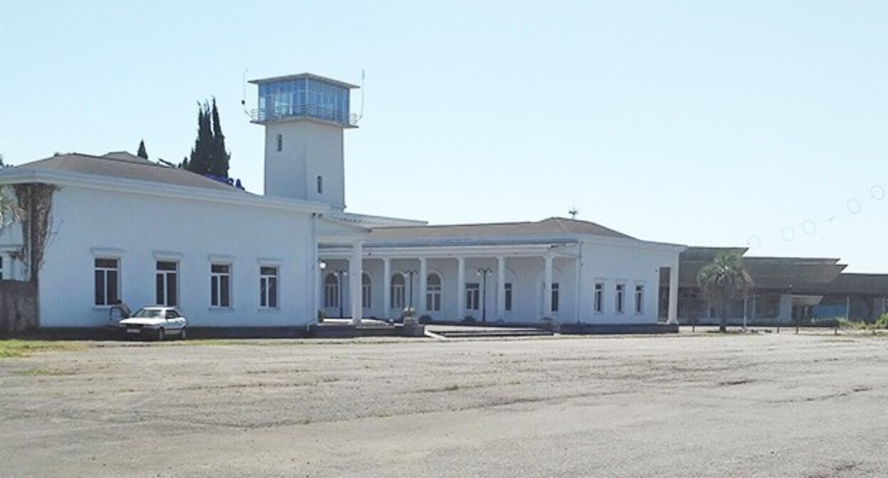 Аэропорт Сухума. Фото: Alex Alex Lep. https://ru.wikipedia.org/
