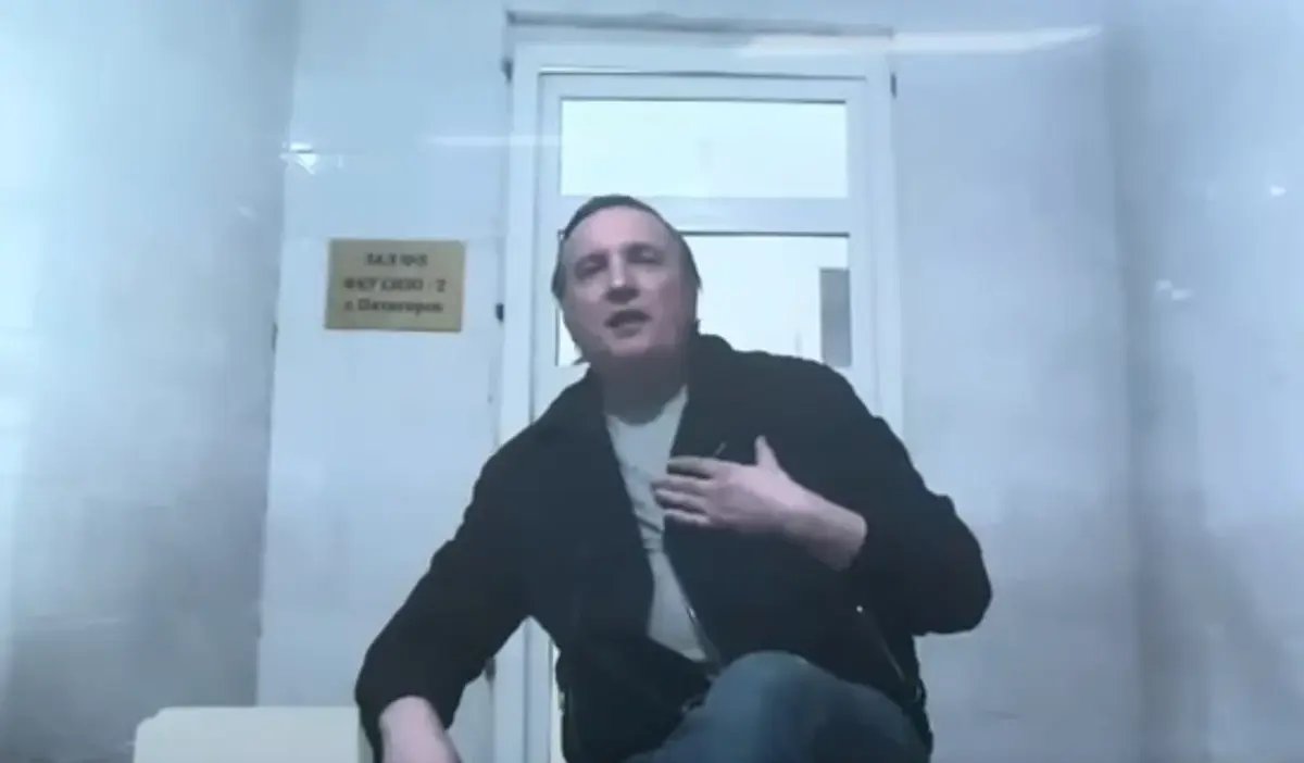 Дмитрий Новиков. Скриншот видео https://www.youtube.com/watch?v=O5QdlXILj84