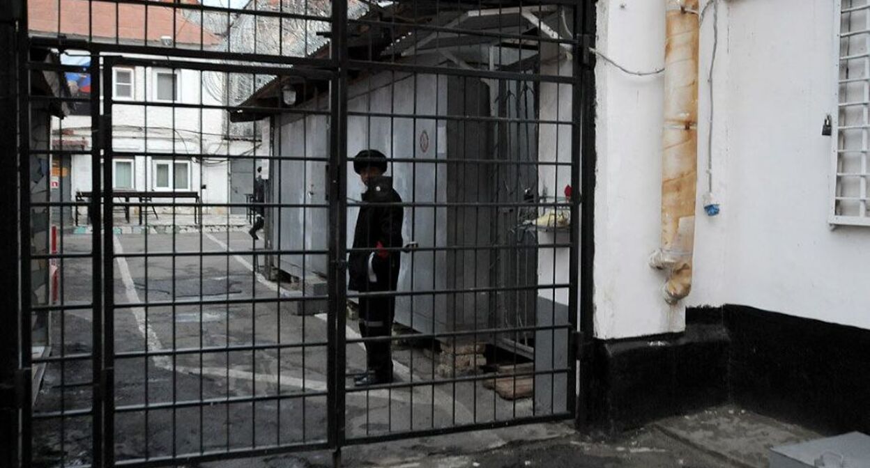 Следственный изолятор. Фото: Елена Синеок / Юга.ру