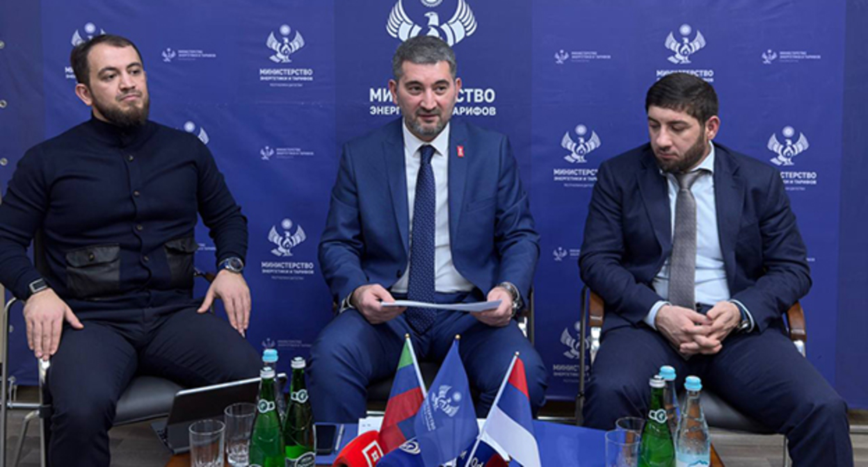 Брифинг чиновников. 17 декабря 2025 г. Фото https://t.me/minenergo_rd/4566