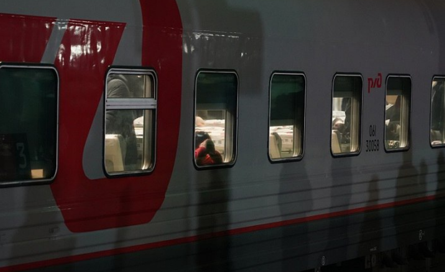 Поезд РЖД. Скриншот фото https://t.me/infoV102ru/47675. Поезд РЖД. Скриншот фото https://t.me/infoV102ru/47675.