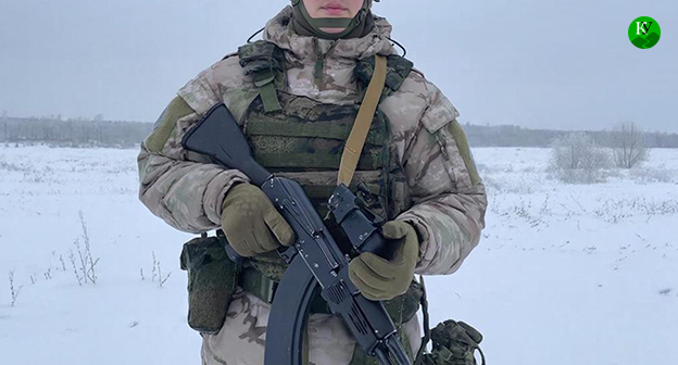 Военнослужащий. Иллюстрация создана "Кавказским узлом" при помощи ИИ в программе Copilot